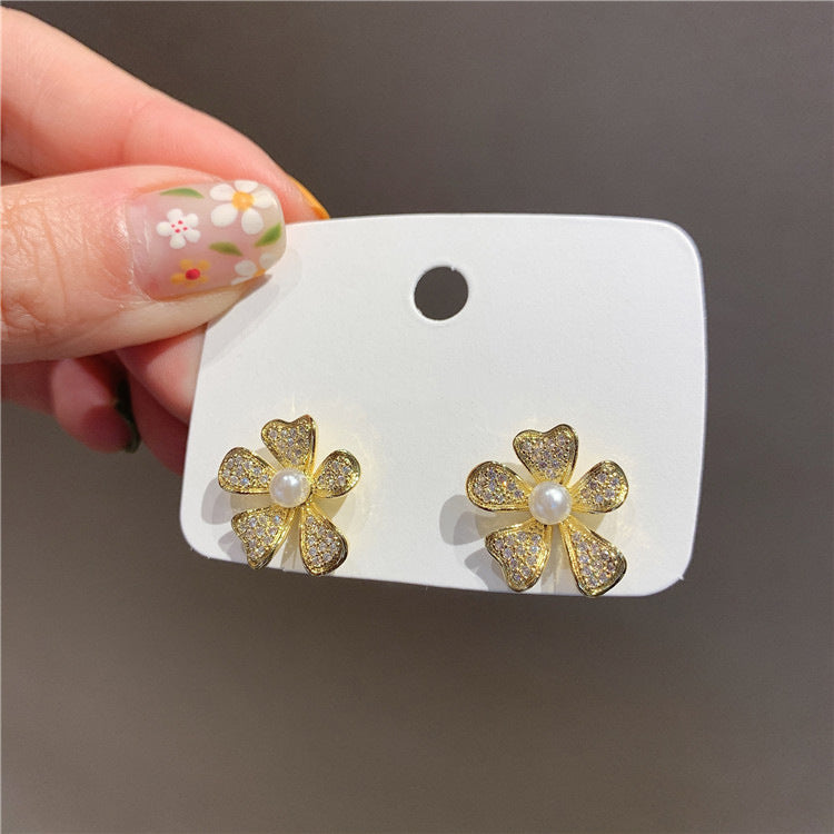 Wholesale S925 silver needle leaf rose small fresh flower earrings